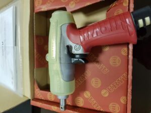 Klucz pneumatyczny UAT60 URYU